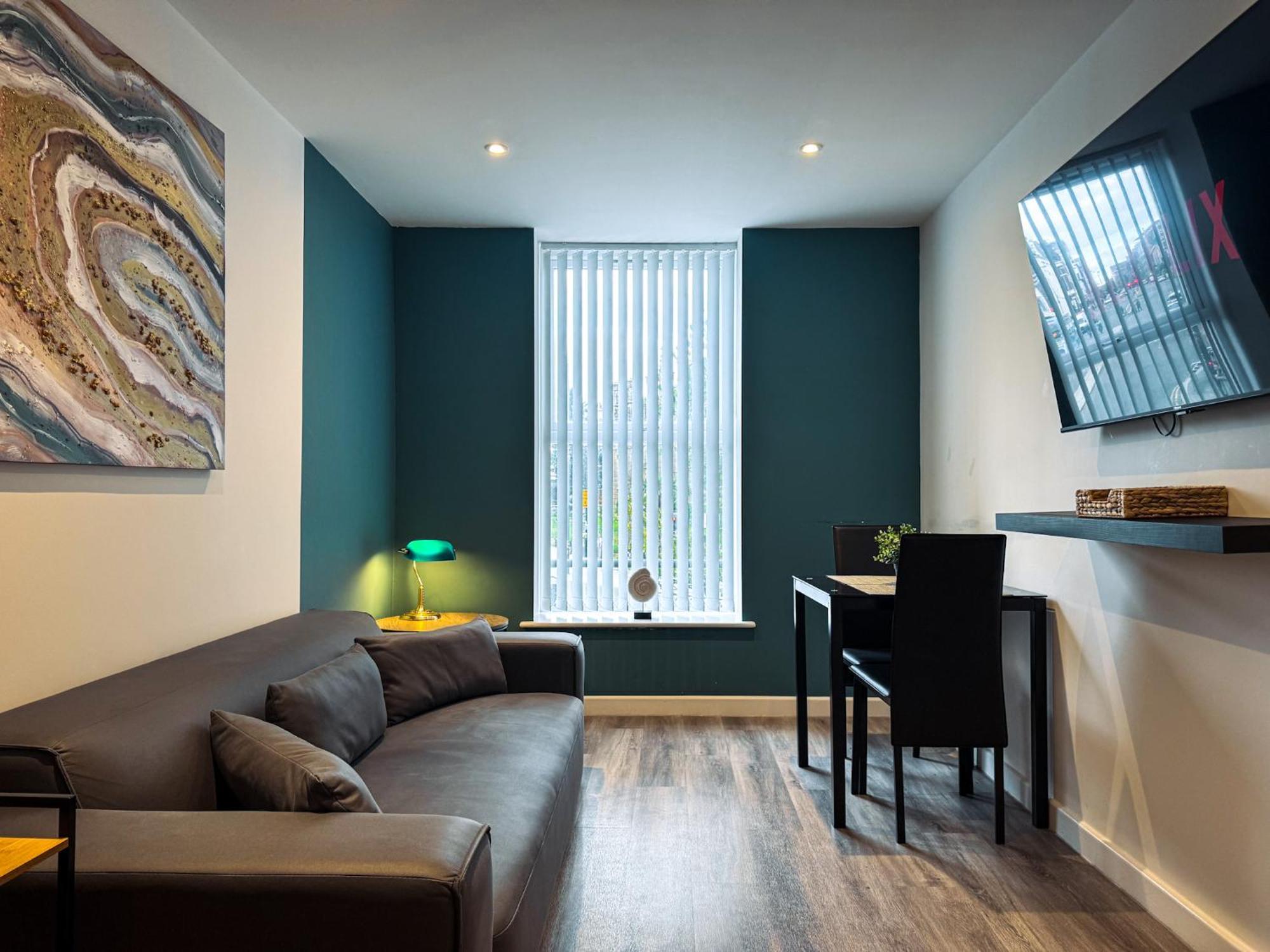 The Seven Suites Liverpool Buitenkant foto