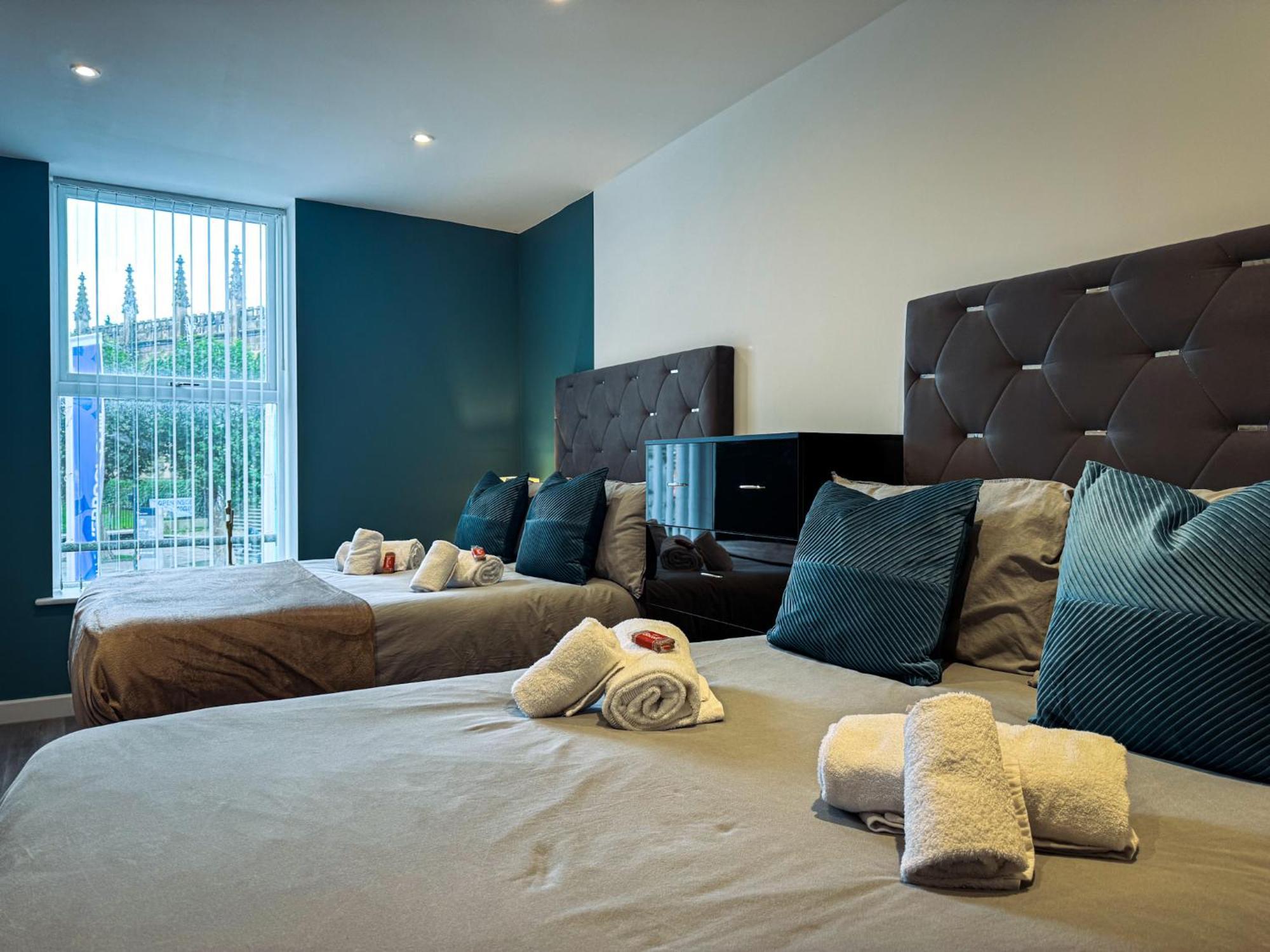 The Seven Suites Liverpool Buitenkant foto