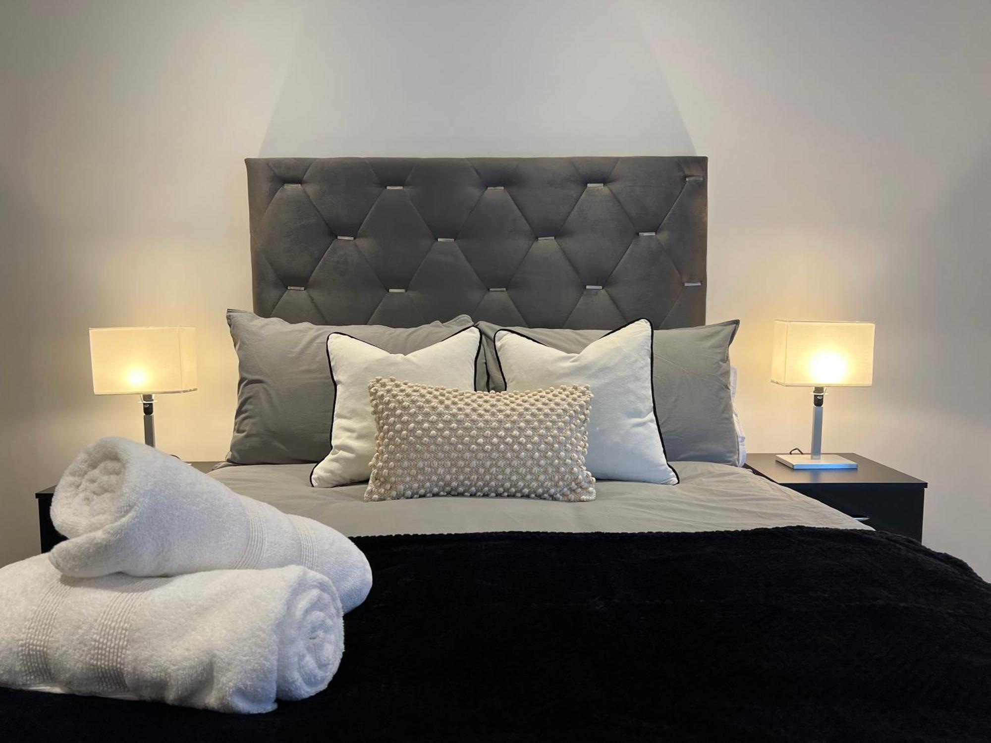 The Seven Suites Liverpool Buitenkant foto